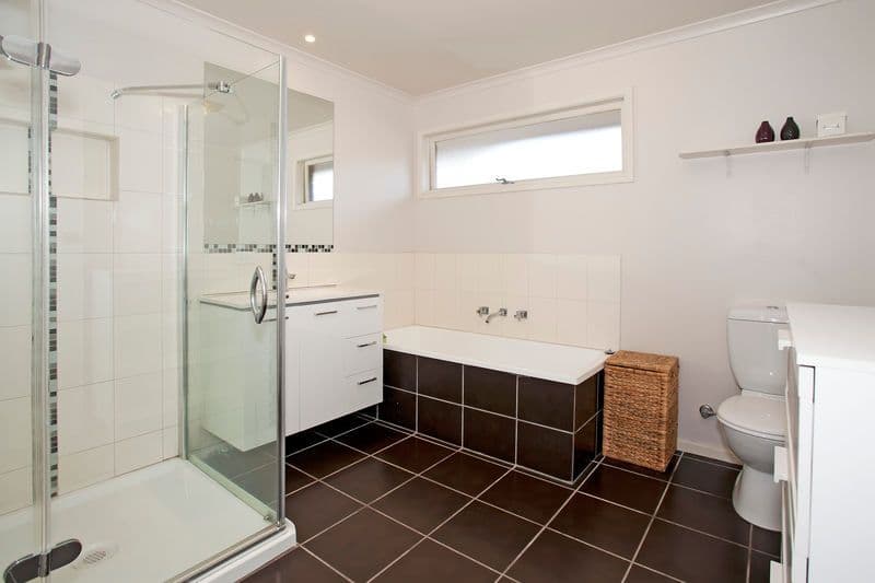 2 Highfield Drive, GROVEDALE VIC 3216, Grovedale - Thumbnail 8