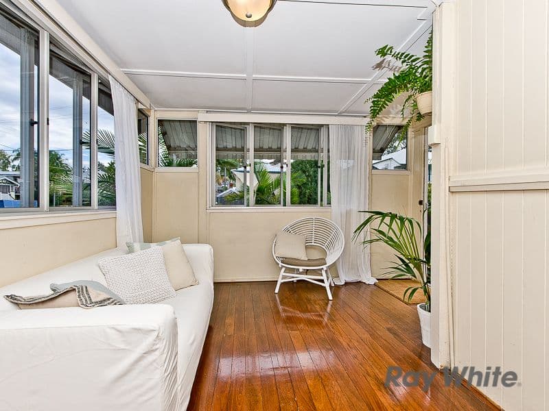 1 Chermside Street, GRANGE QLD 4051, Grange - Thumbnail 2