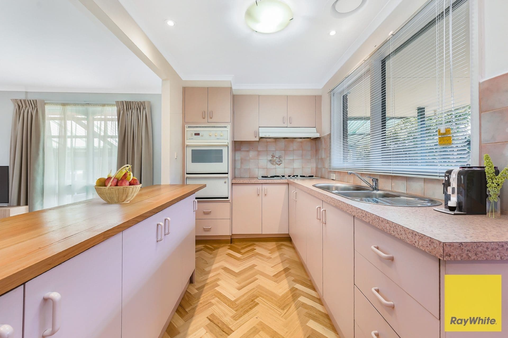 12 Lachlan Drive, Endeavour Hills VIC 3802, Endeavour Hills - Thumbnail 3