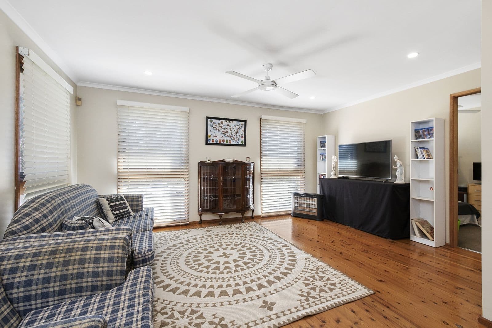 2 Golden Grove, Bligh Park - Thumbnail 2