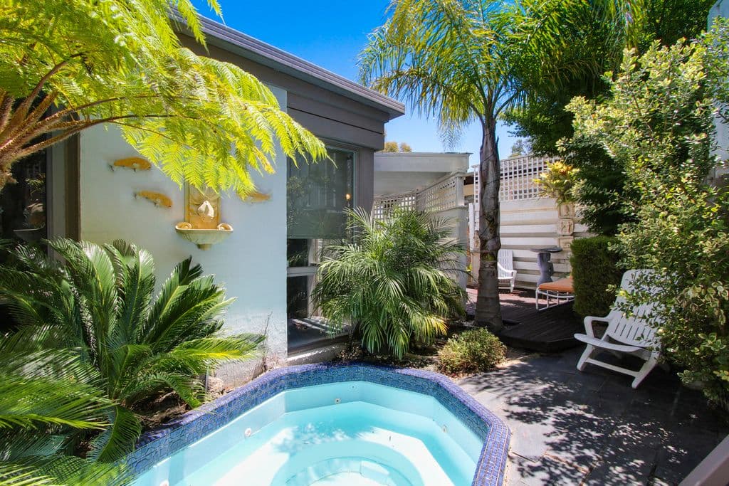 16 Arthurs Avenue, MCCRAE VIC 3938, McCrae - Image 1
