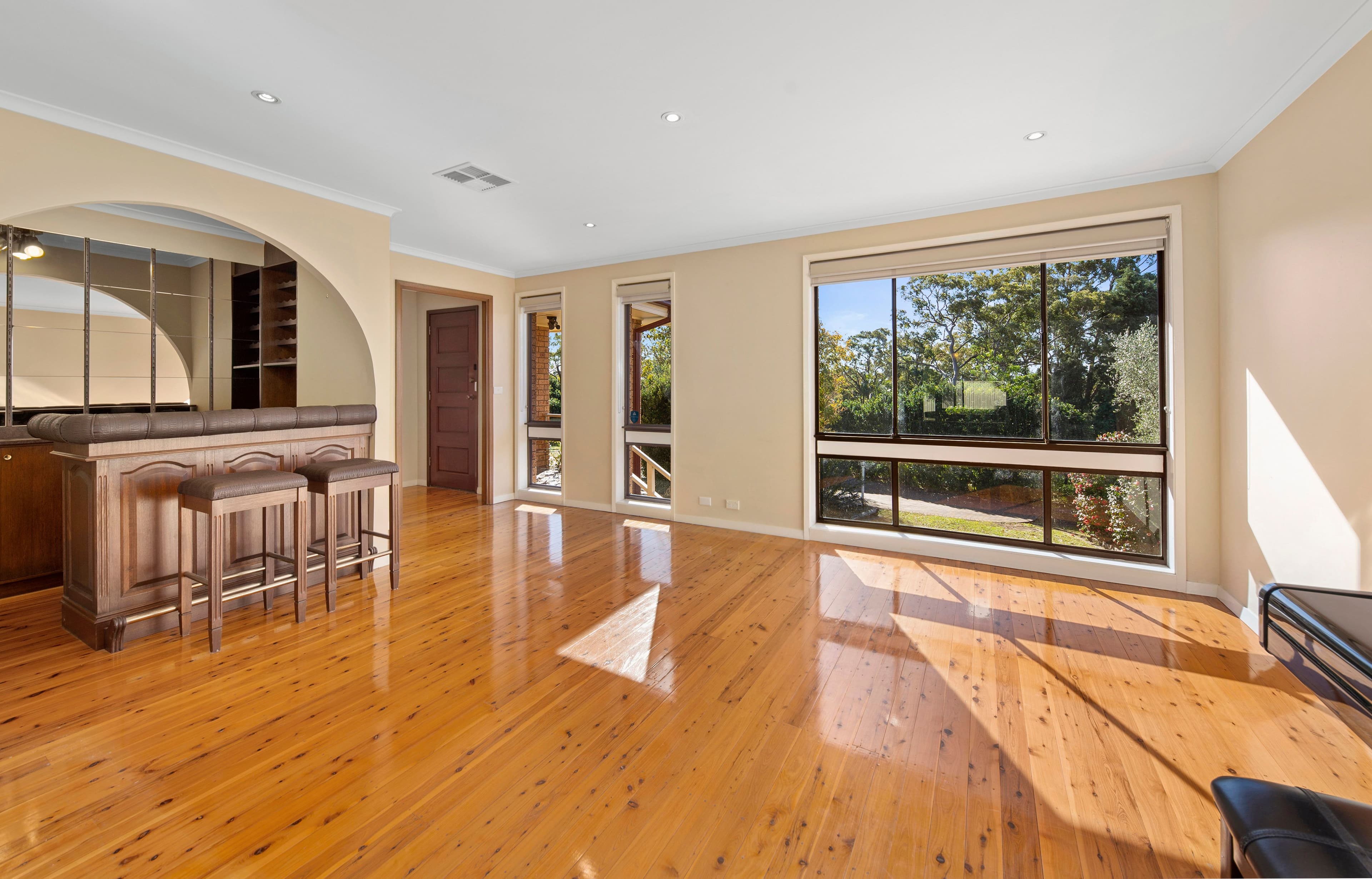 48 Mariner Road, Illawong NSW 2234, Illawong - Thumbnail 3