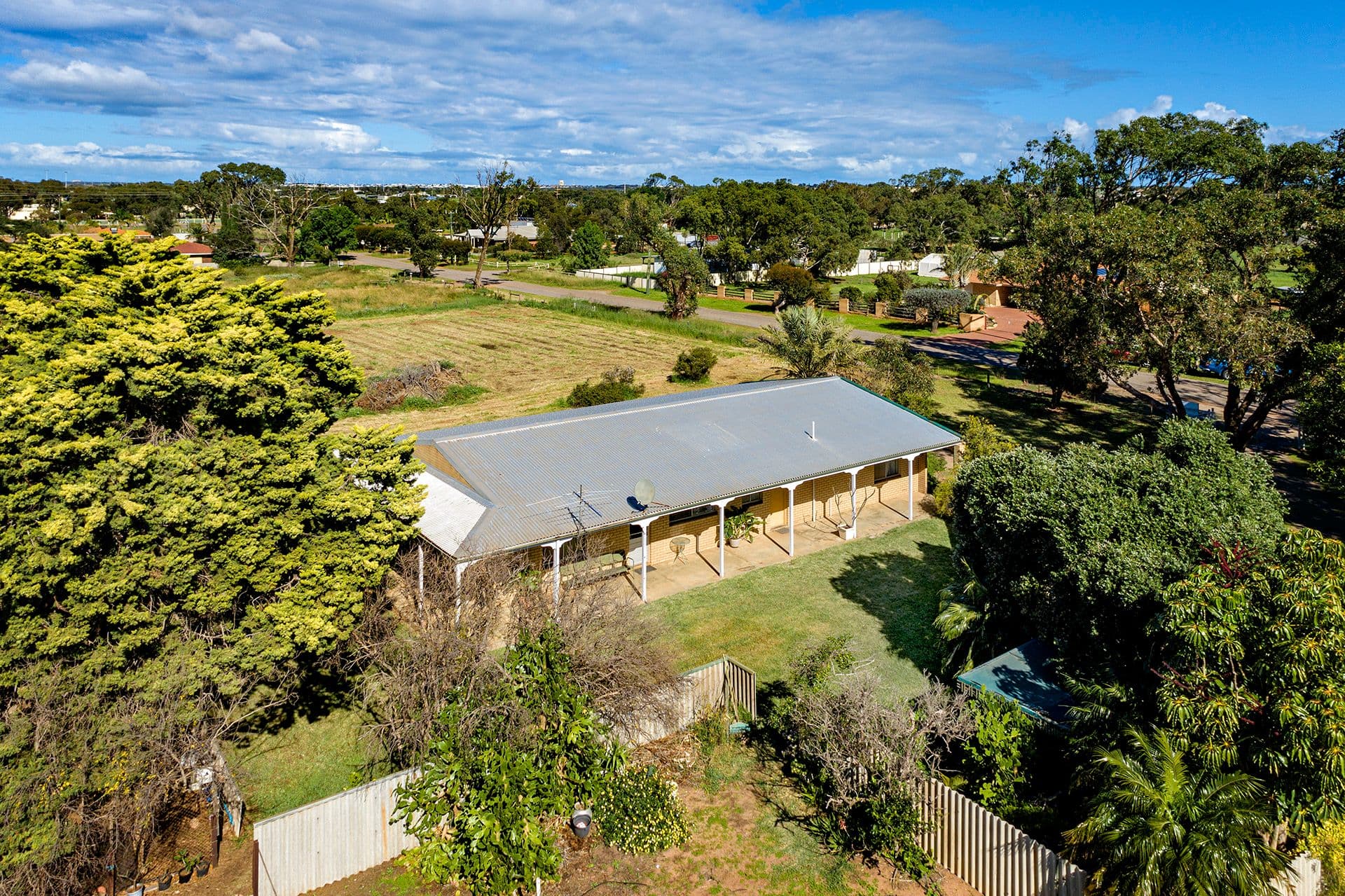 10 Erla Place, Woorree WA 6530, Woorree - Thumbnail 3