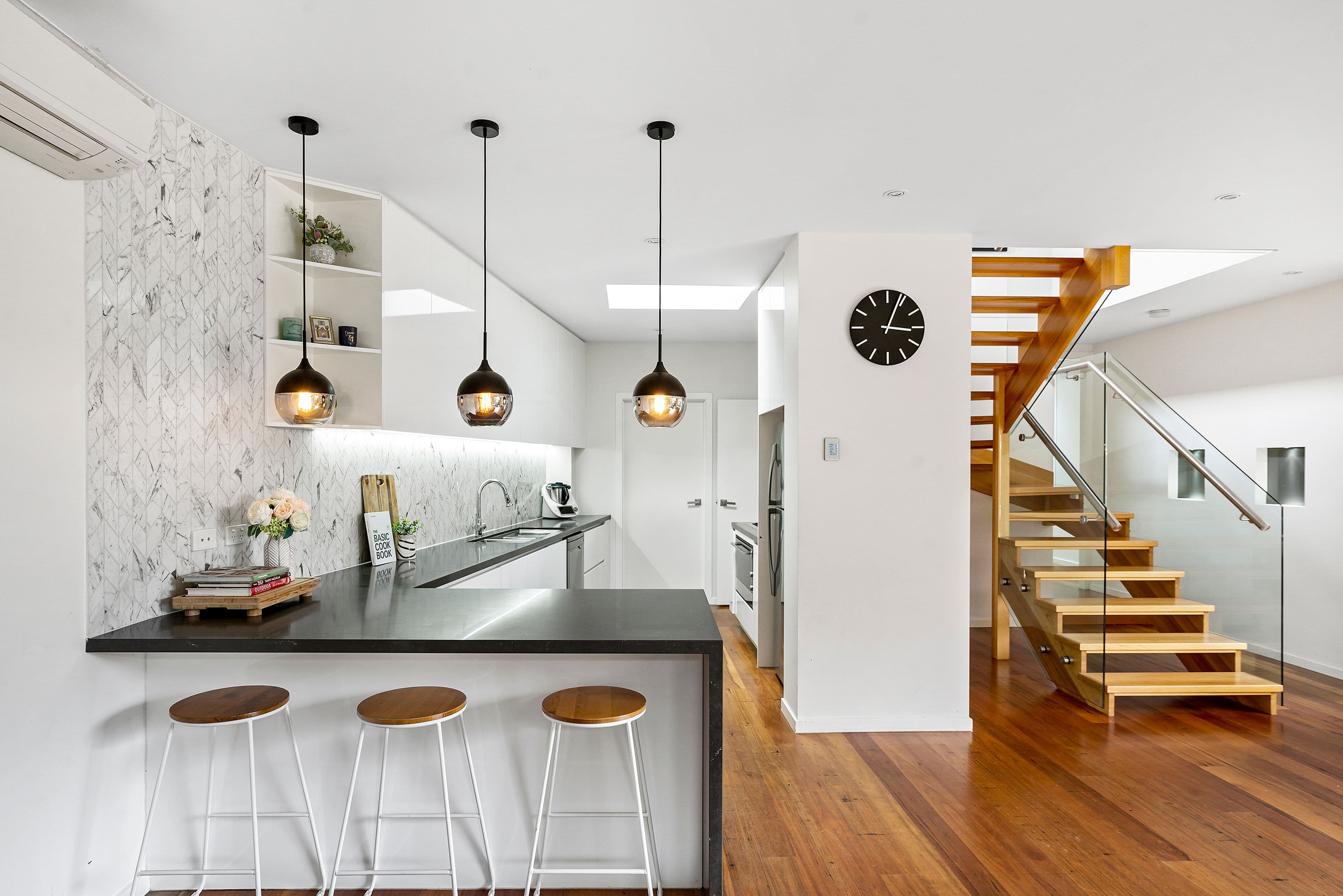 12 Macquarie Street, Williamstown VIC 3016, Williamstown - Thumbnail 3