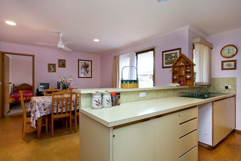 182 Heyers Road, GROVEDALE VIC 3216, Grovedale - Thumbnail 3