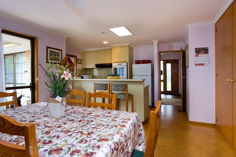 182 Heyers Road, GROVEDALE VIC 3216, Grovedale - Thumbnail 4