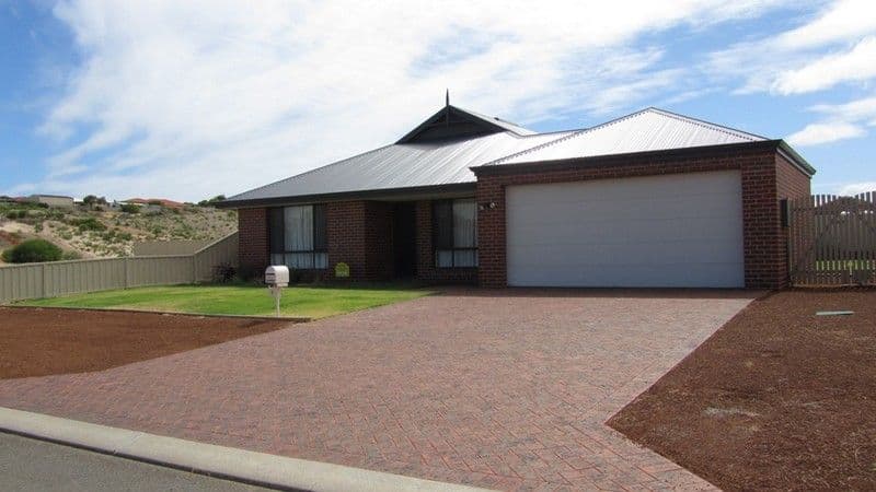 5 Periwinkle Street, Drummond Cove WA 6532, Drummond Cove - Image 1