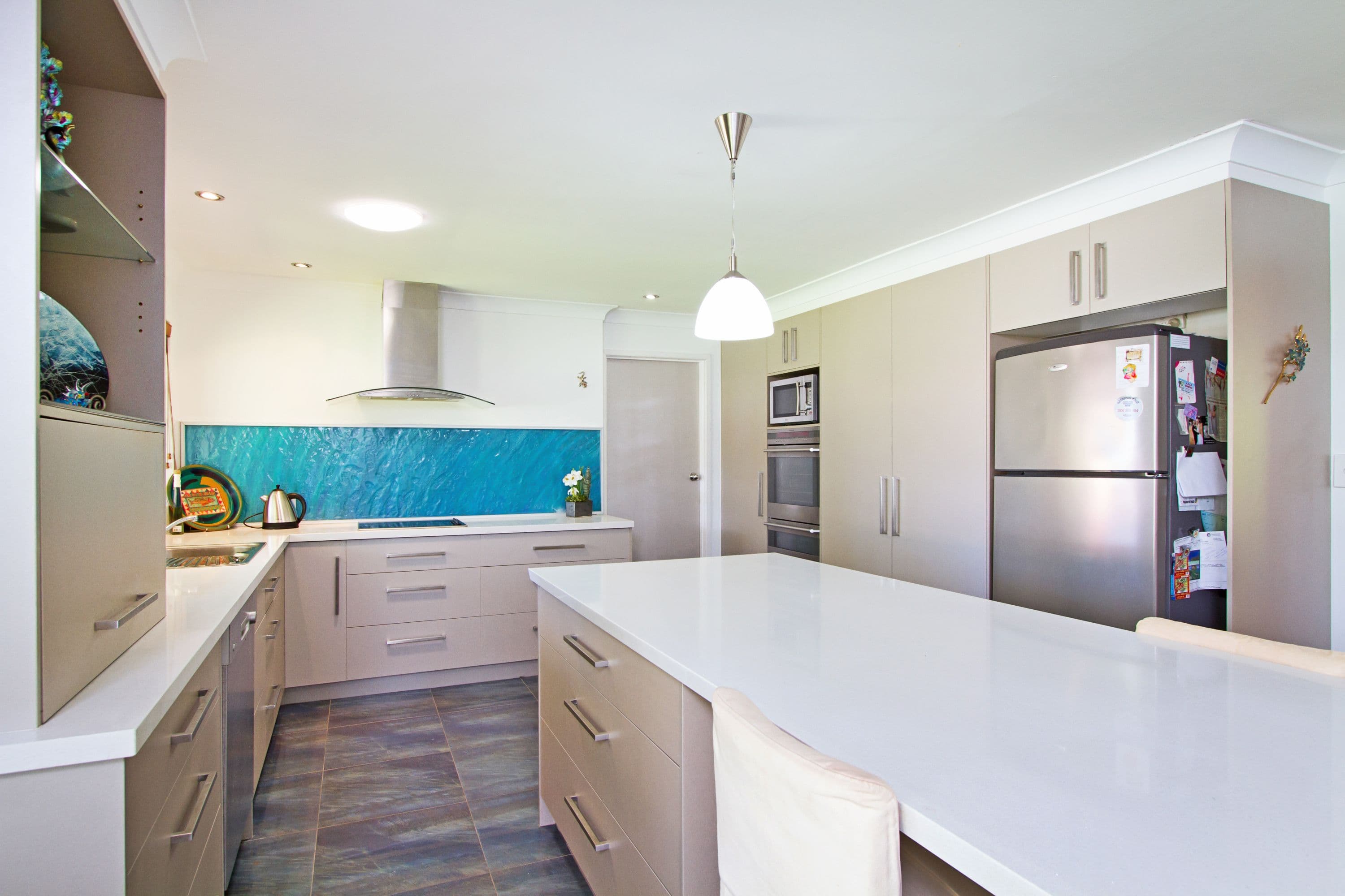 8 Tierney Drive, Currumbin Waters QLD 4223, Currumbin Waters - Thumbnail 4