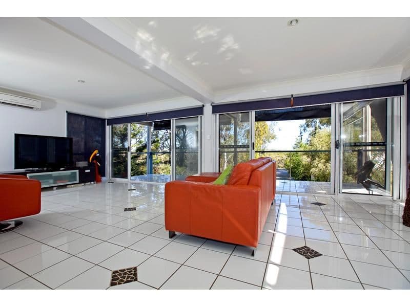 68 Queens Esplanade, THORNESIDE QLD 4158, Thorneside - Thumbnail 2