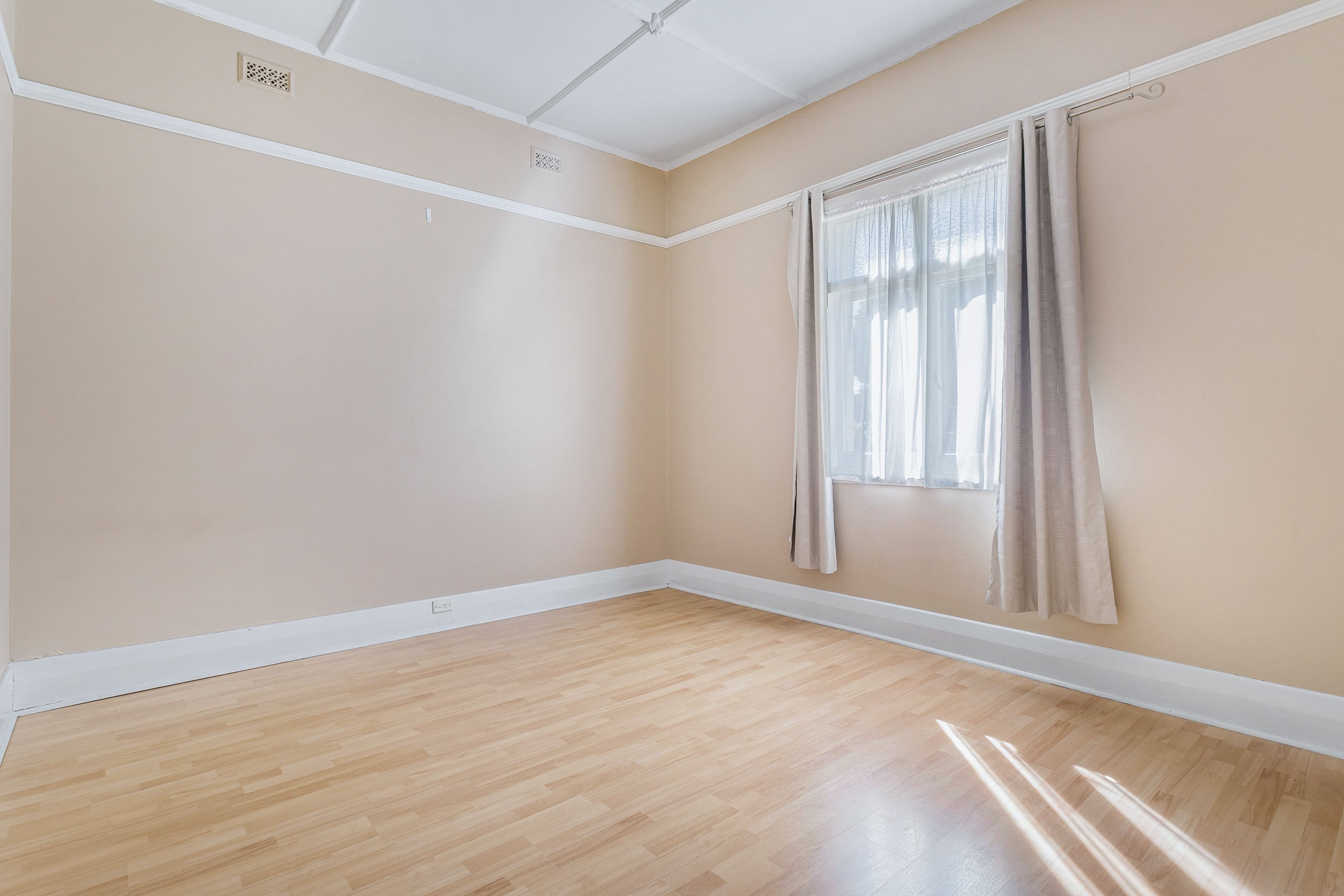 2 Bourn Avenue, West Hindmarsh SA 5007, West Hindmarsh - Thumbnail 6