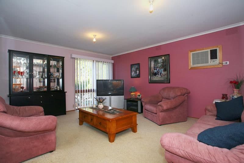 22 Isaac Smith Crescent, ENDEAVOUR HILLS VIC 3802, Endeavour Hills - Thumbnail 6