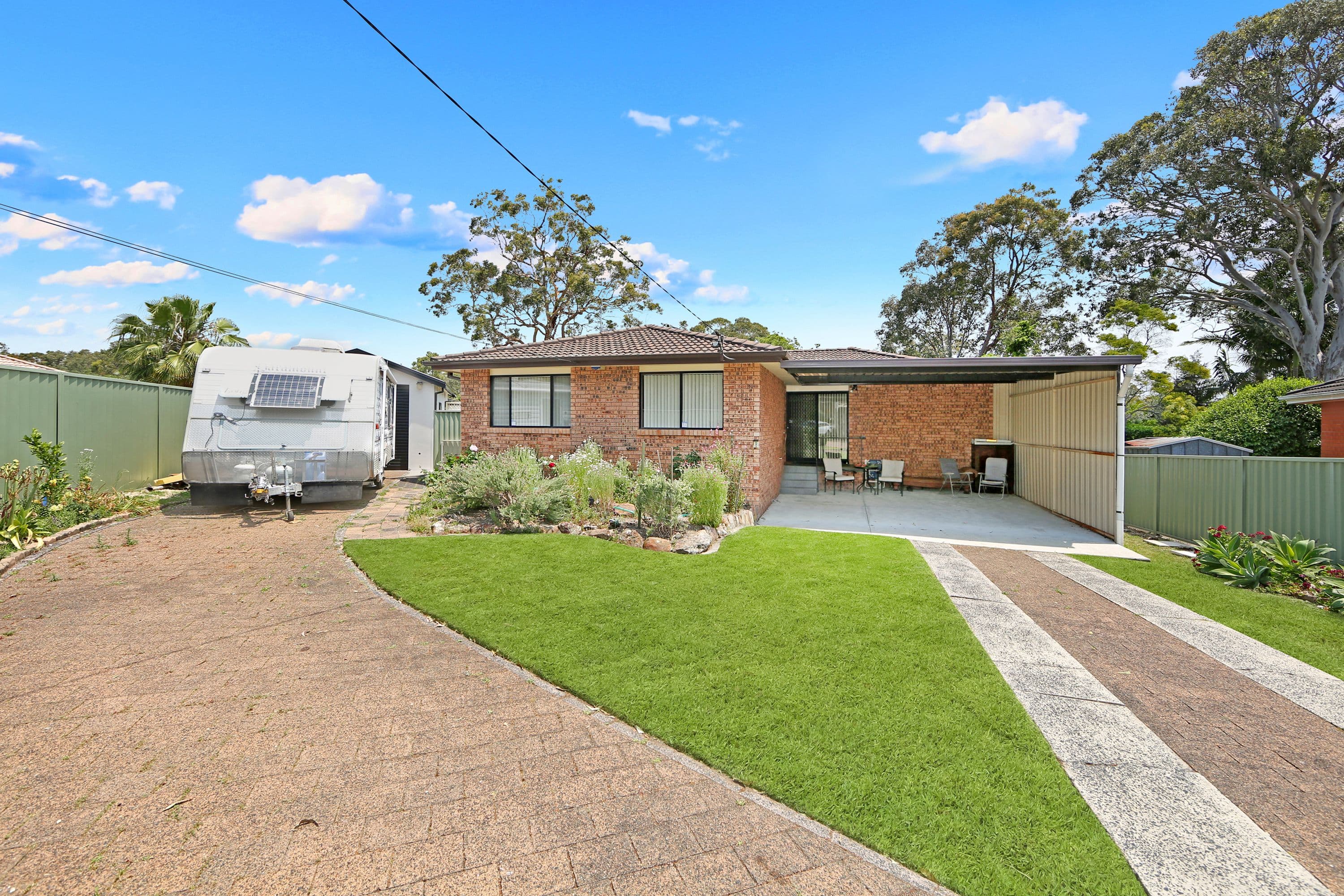 8 Cox Close, Buff Point - Image 1