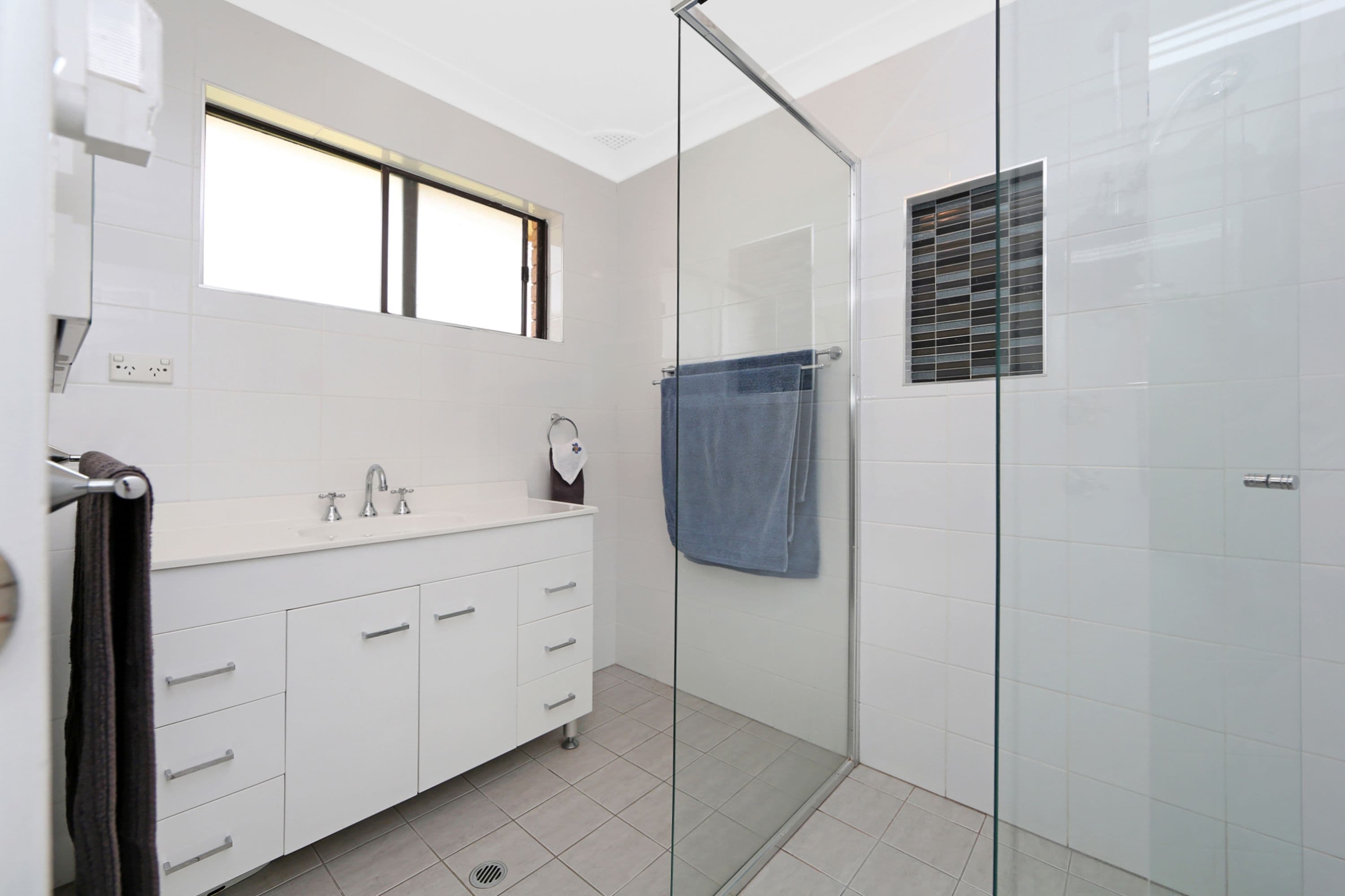 8 Cox Close, Buff Point - Thumbnail 6