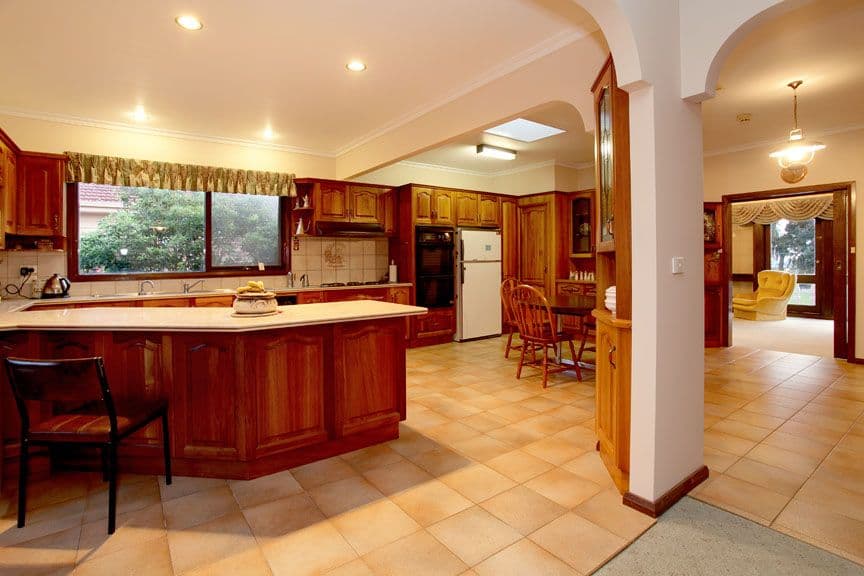 8 Threadbow Crescent, WHEELERS HILL VIC 3150, Wheelers Hill - Thumbnail 3