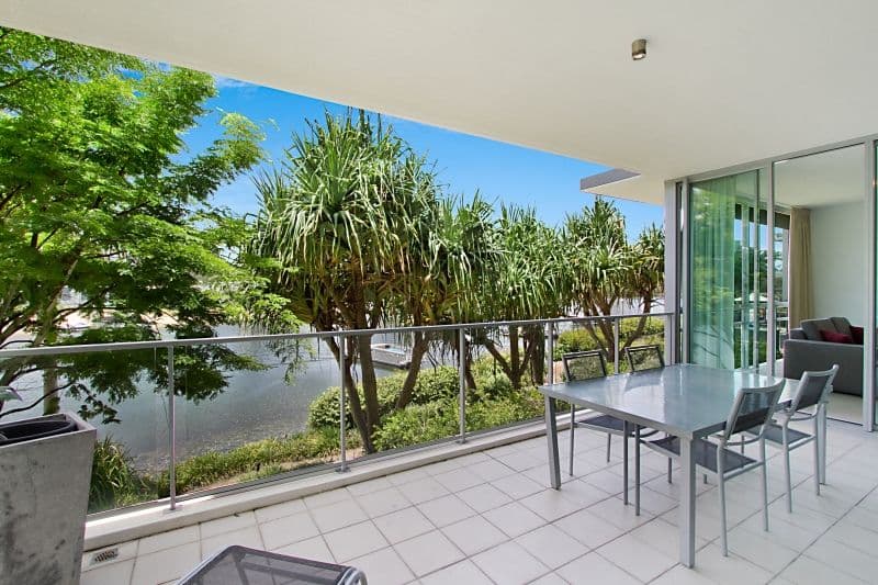 2005 'Freshwater Point' 33 T E Peters Drive, Broadbeach Waters QLD 4218, Broadbeach Waters - Thumbnail 2