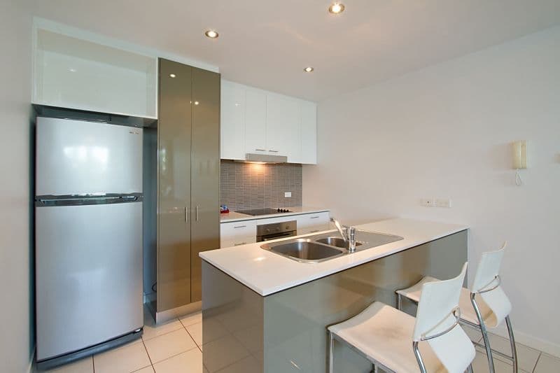 2005 'Freshwater Point' 33 T E Peters Drive, Broadbeach Waters QLD 4218, Broadbeach Waters - Thumbnail 6