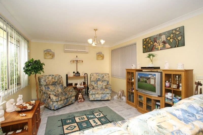5 Rosea Place, GLENMORE PARK NSW 2745, Glenmore Park - Thumbnail 3