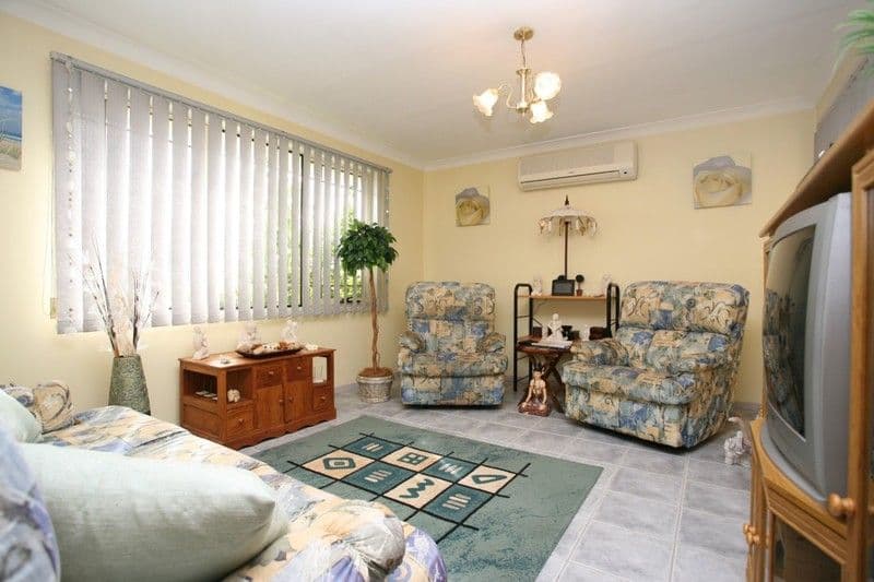 5 Rosea Place, GLENMORE PARK NSW 2745, Glenmore Park - Thumbnail 4