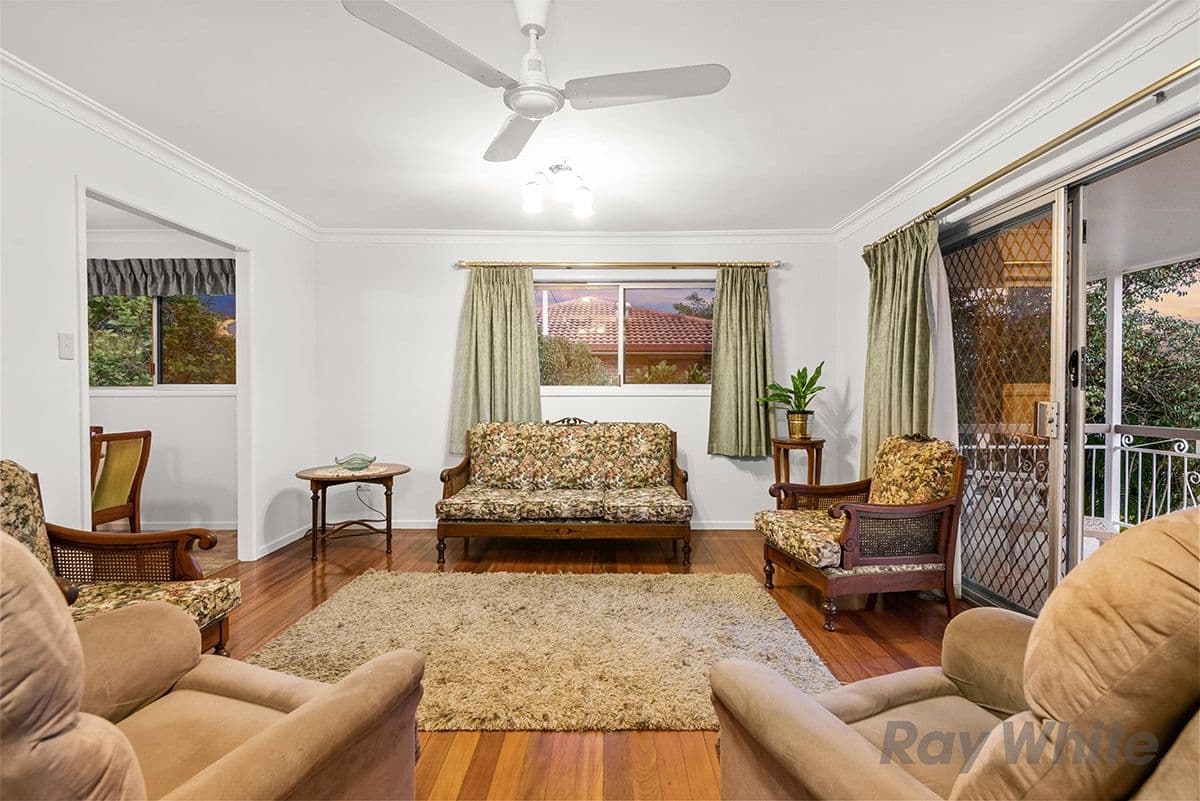 17 Cranberry Street, Eight Mile Plains QLD 4113, Eight Mile Plains - Thumbnail 3