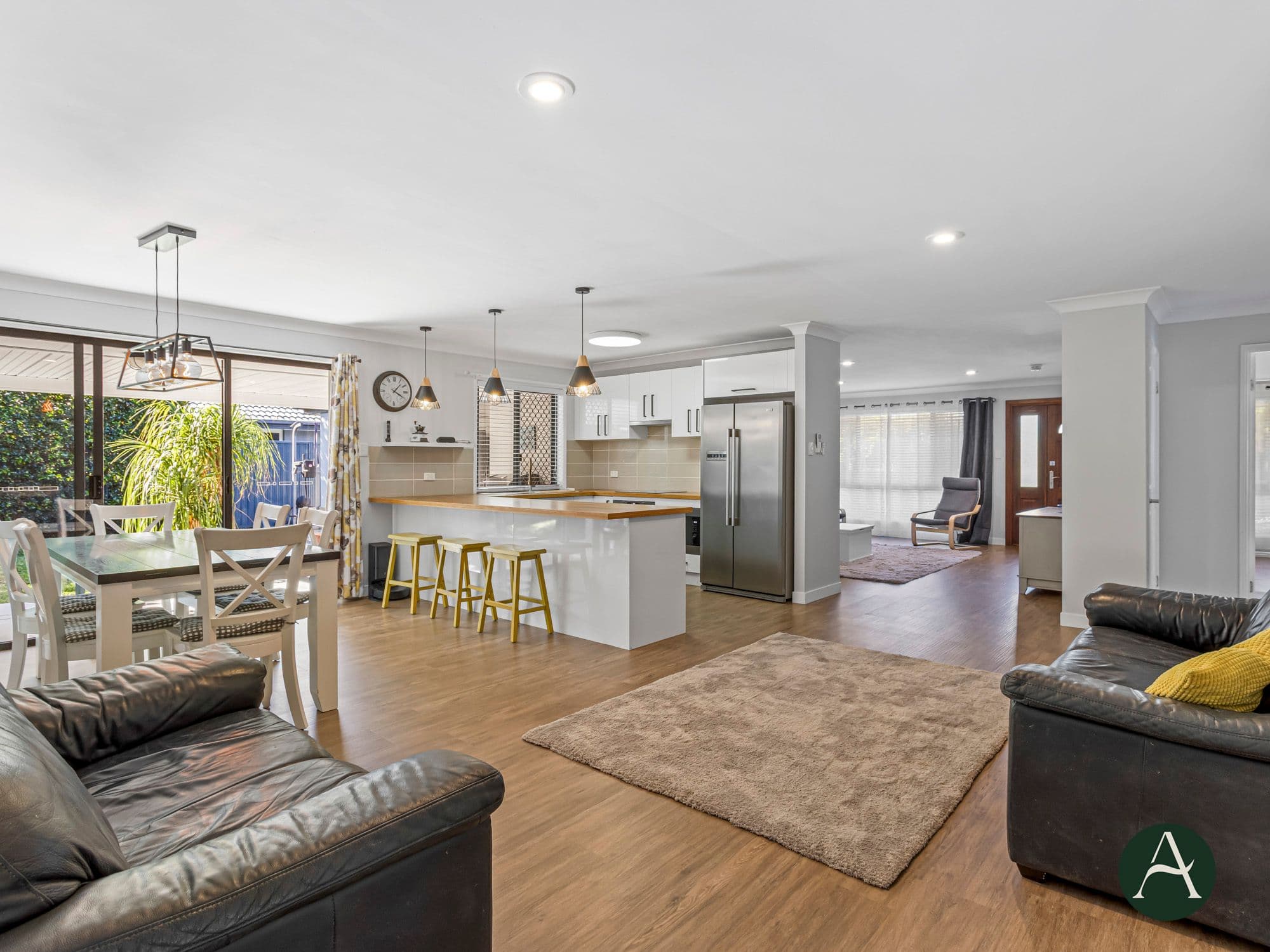 33 Hargraves Road, Upper Coomera QLD 4209, Upper Coomera - Thumbnail 2