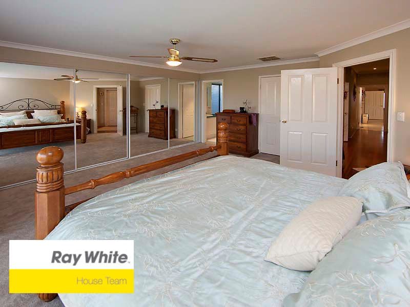 1 Frampton Crescent, CANNING VALE WA 6155, Canning Vale - Thumbnail 6