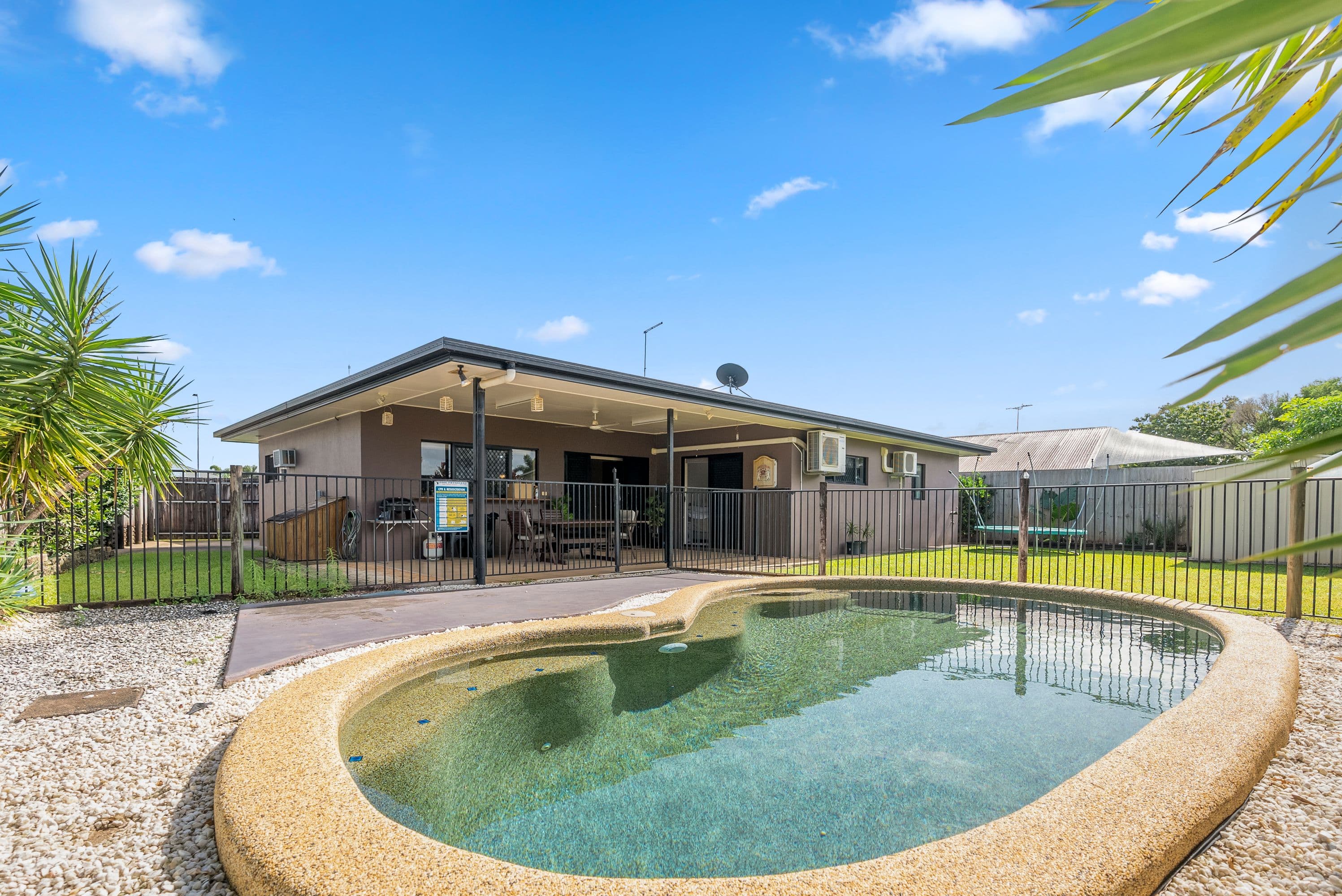 33 Bassett Street, Kanimbla, QLD 4870, Kanimbla - Thumbnail 2