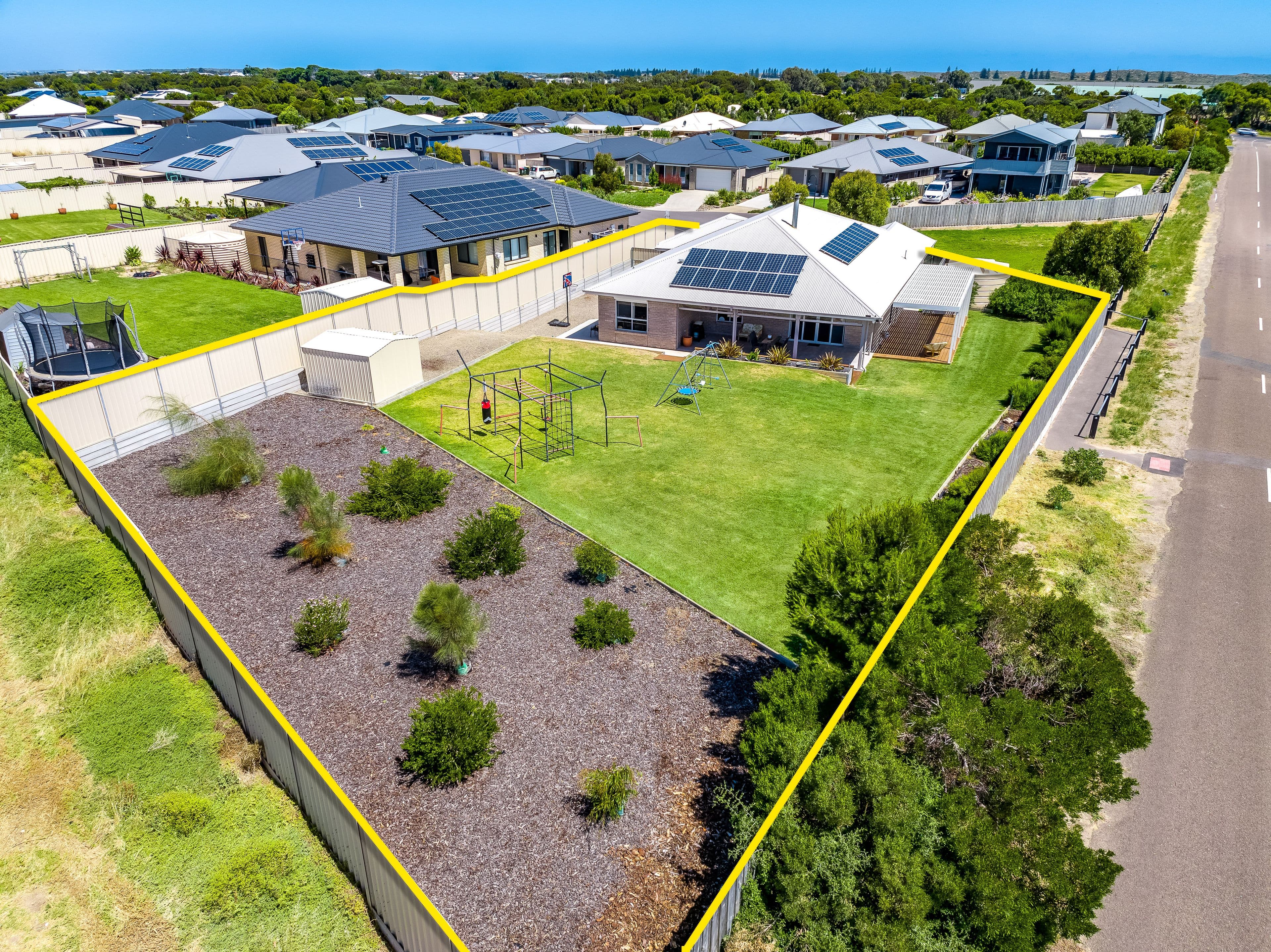 20 Khama Court, Hindmarsh Island SA 5214, Hindmarsh Island - Image 1