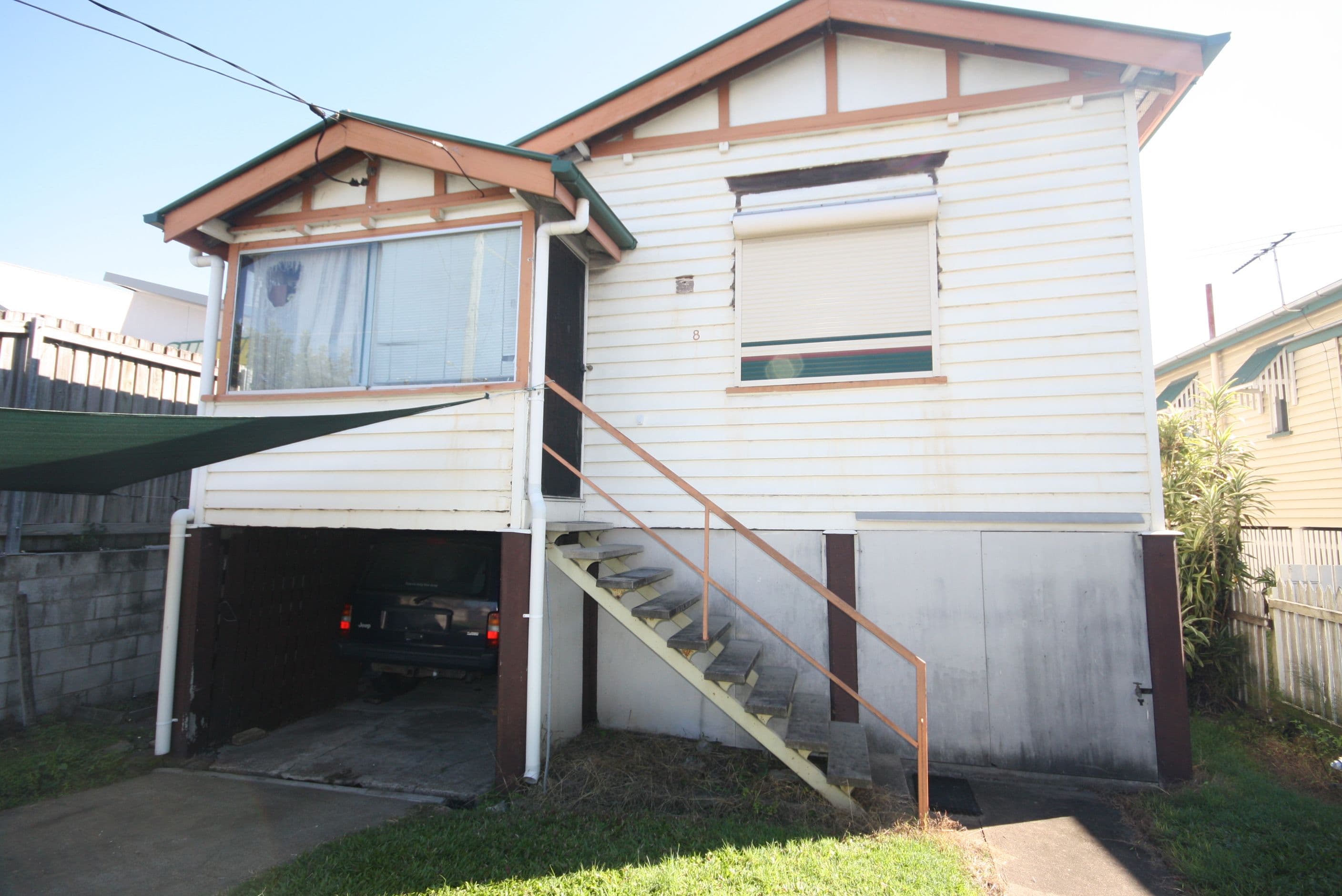 8 Bennetts Road, Camp Hill QLD 4152, Camp Hill - Thumbnail 2