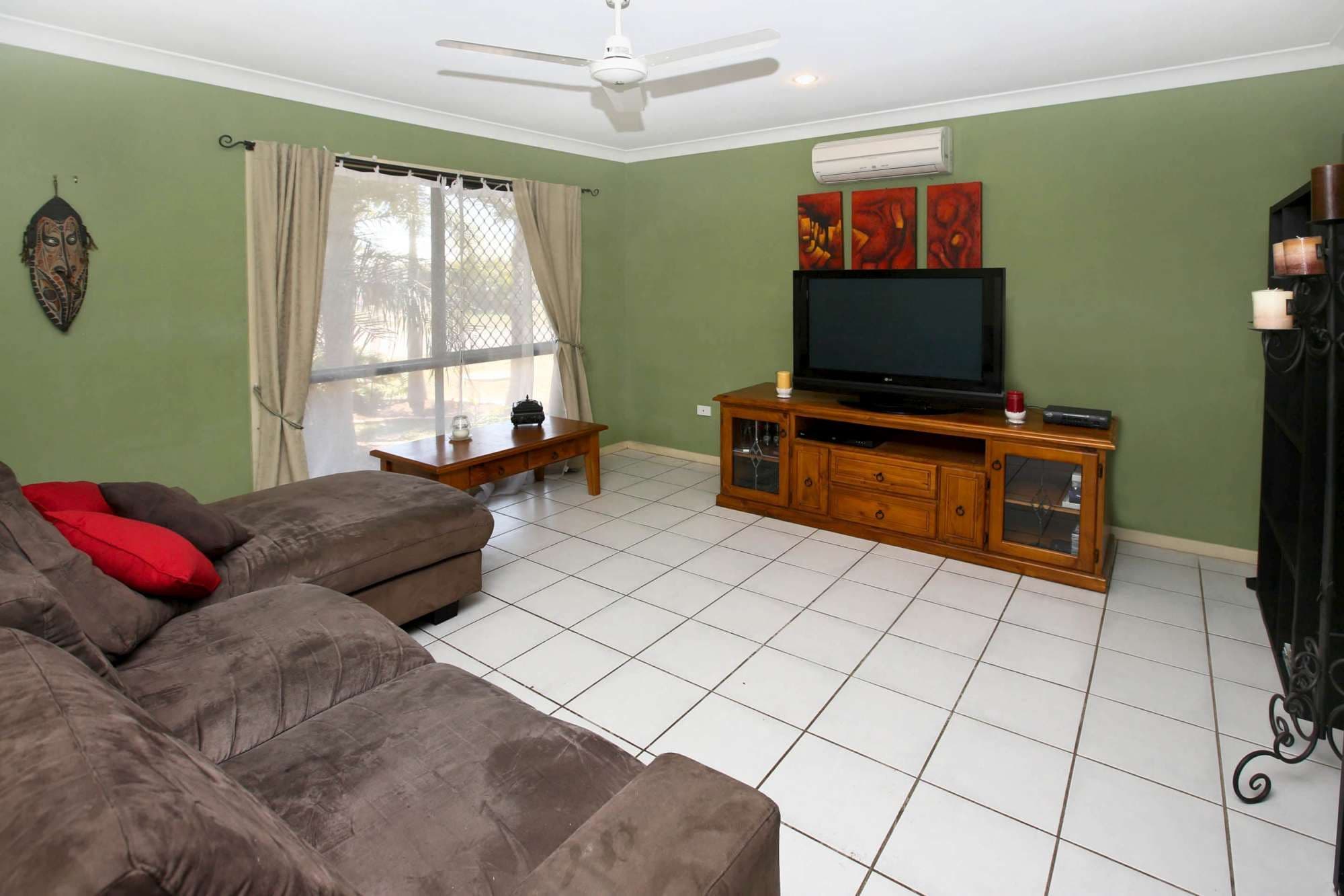 19 Dundas Crescent, KIRWAN QLD 4817, Kirwan - Thumbnail 2
