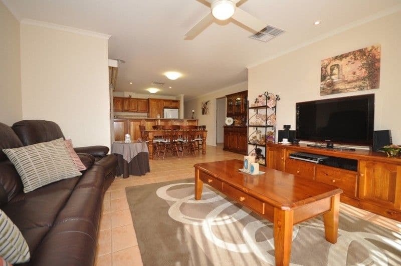 132 Somerset Grove, CRAIGMORE SA 5114, Craigmore - Thumbnail 5