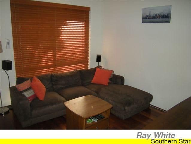 5 Jooleen Way, THORNLIE WA 6108, Thornlie - Thumbnail 3