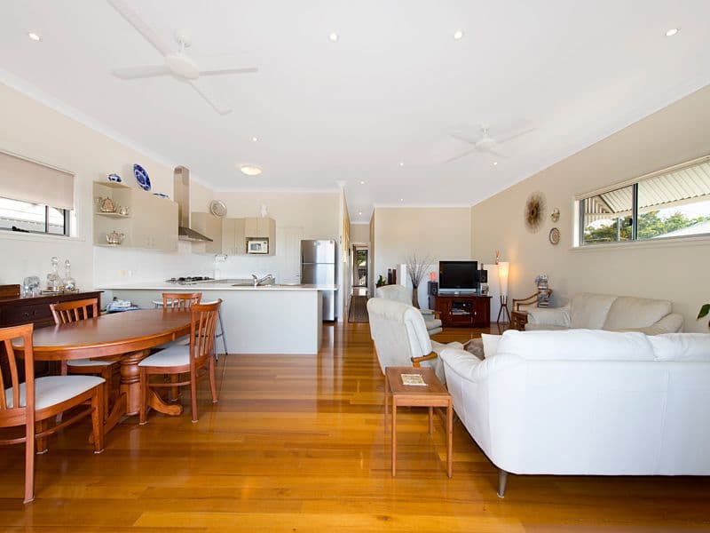 294 Verney Road East, GRACEVILLE QLD 4075, Graceville - Thumbnail 4