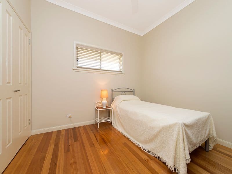 294 Verney Road East, GRACEVILLE QLD 4075, Graceville - Thumbnail 8