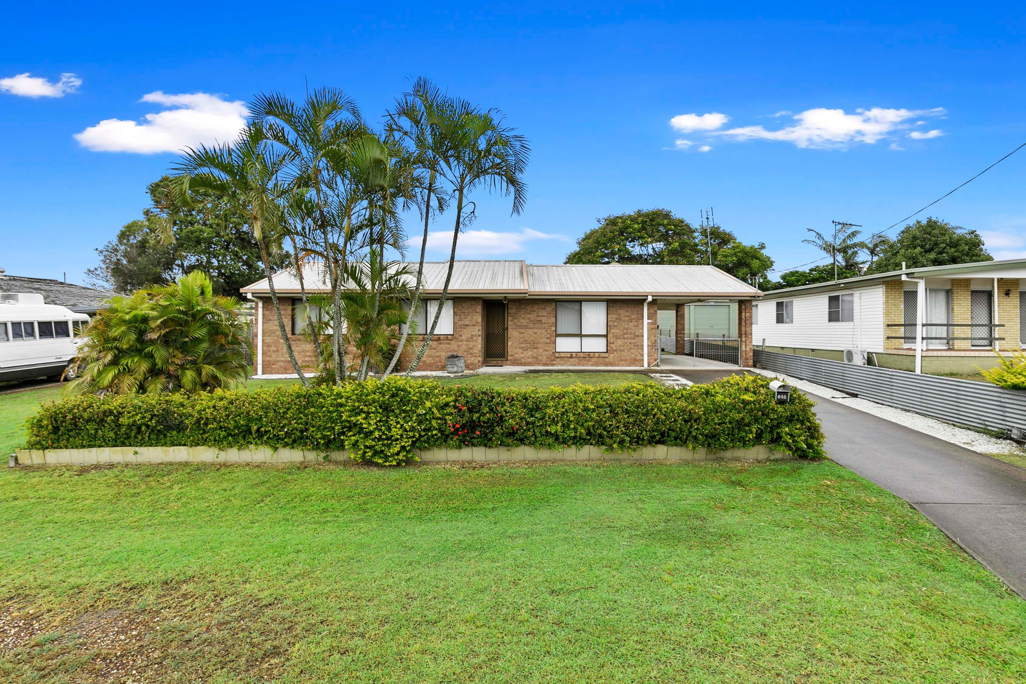 645 Boat Harbour Drive, Urangan QLD 4655, Urangan - Image 1