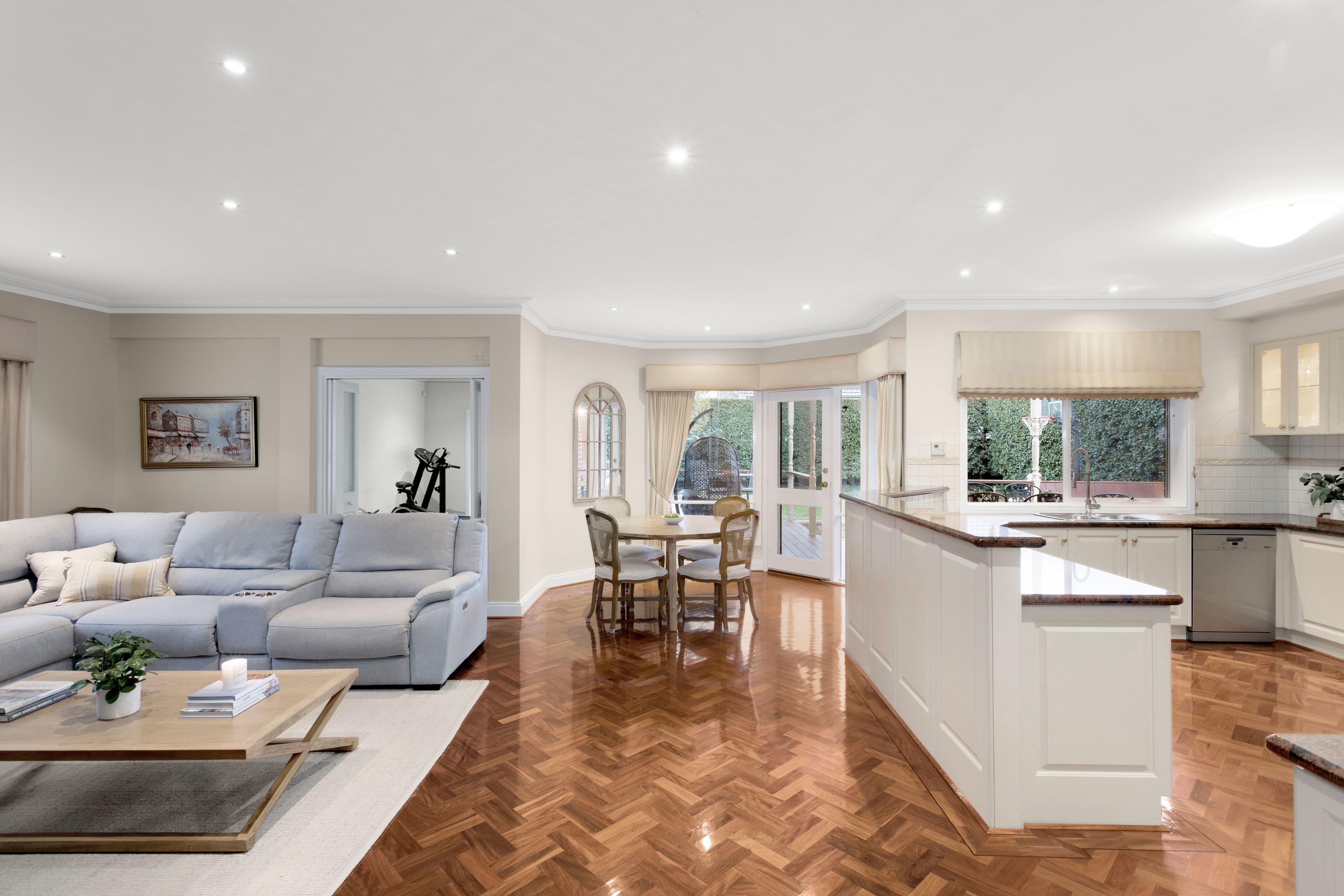 8 Doris Street, Murrumbeena VIC 3163, Murrumbeena - Thumbnail 3