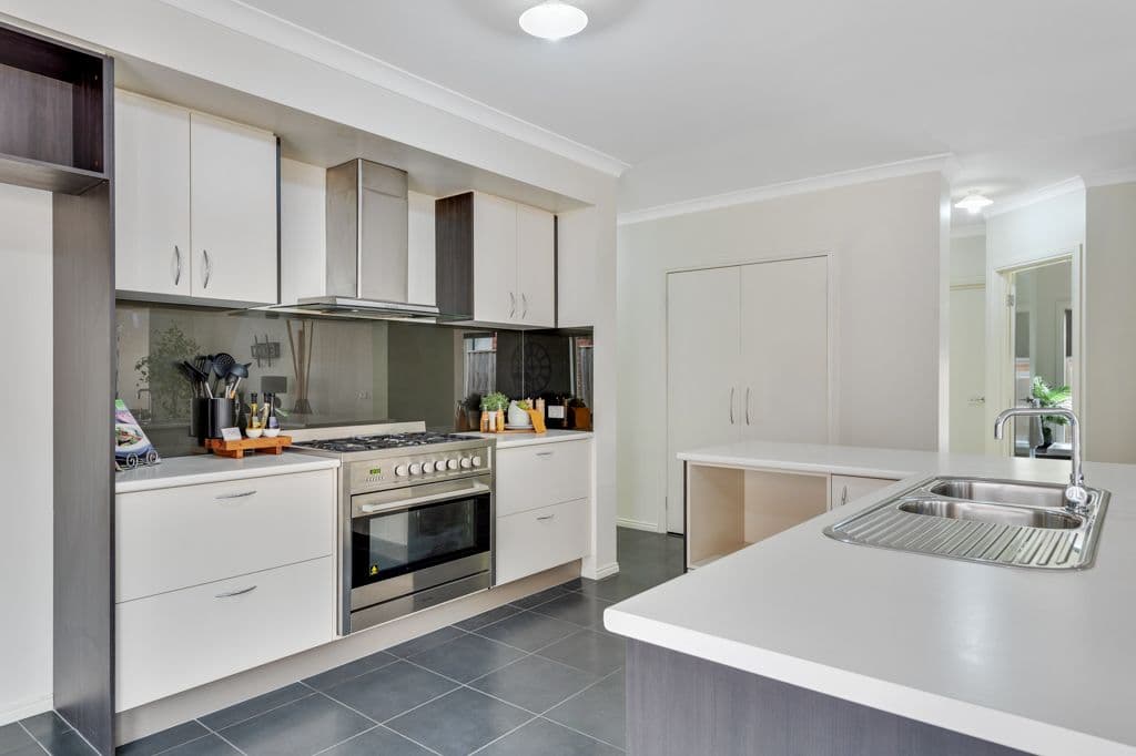 30 Mea Circuit, Mernda VIC 3754, Mernda - Thumbnail 5
