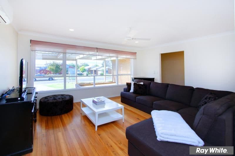 13 Kiandra Street, MORNINGTON VIC 3931, Mornington - Thumbnail 4