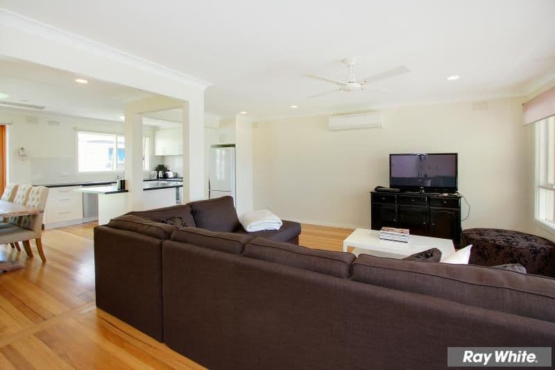 13 Kiandra Street, MORNINGTON VIC 3931, Mornington - Thumbnail 6