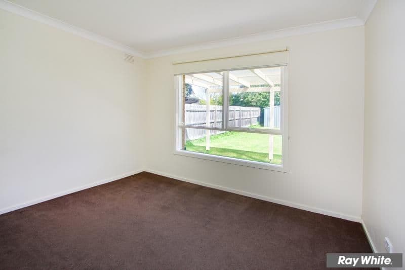 13 Kiandra Street, MORNINGTON VIC 3931, Mornington - Thumbnail 8