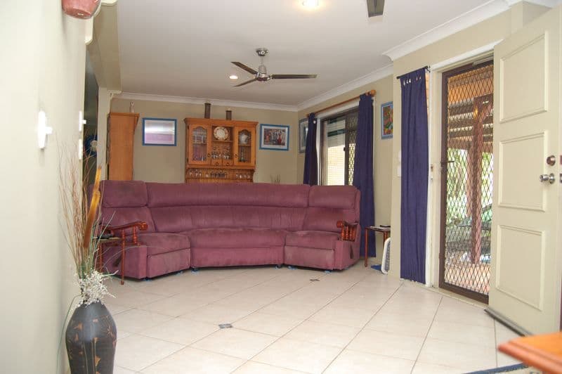 4  Melbury Street, BROWNS PLAINS QLD 4118, Browns Plains - Thumbnail 6