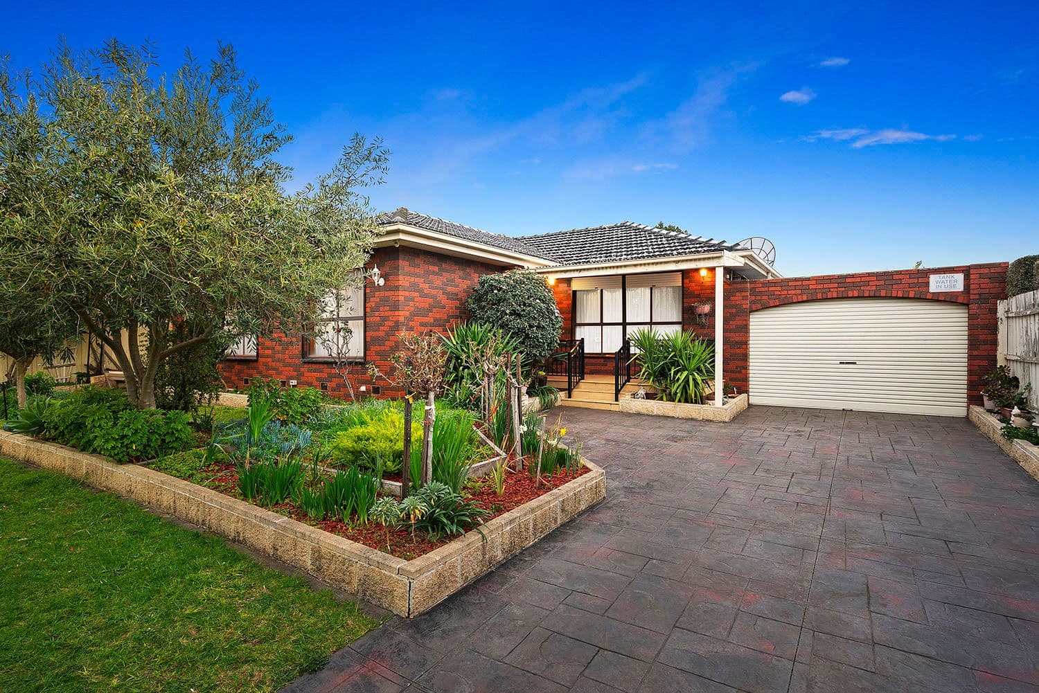18 Harkaway Drive, Cheltenham VIC 3192, Cheltenham - Image 1