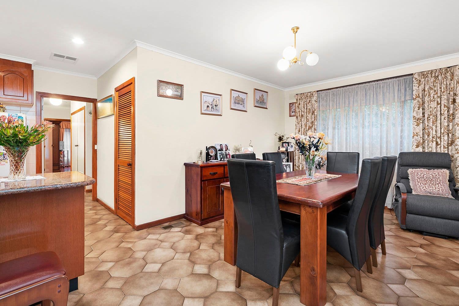 18 Harkaway Drive, Cheltenham VIC 3192, Cheltenham - Thumbnail 7