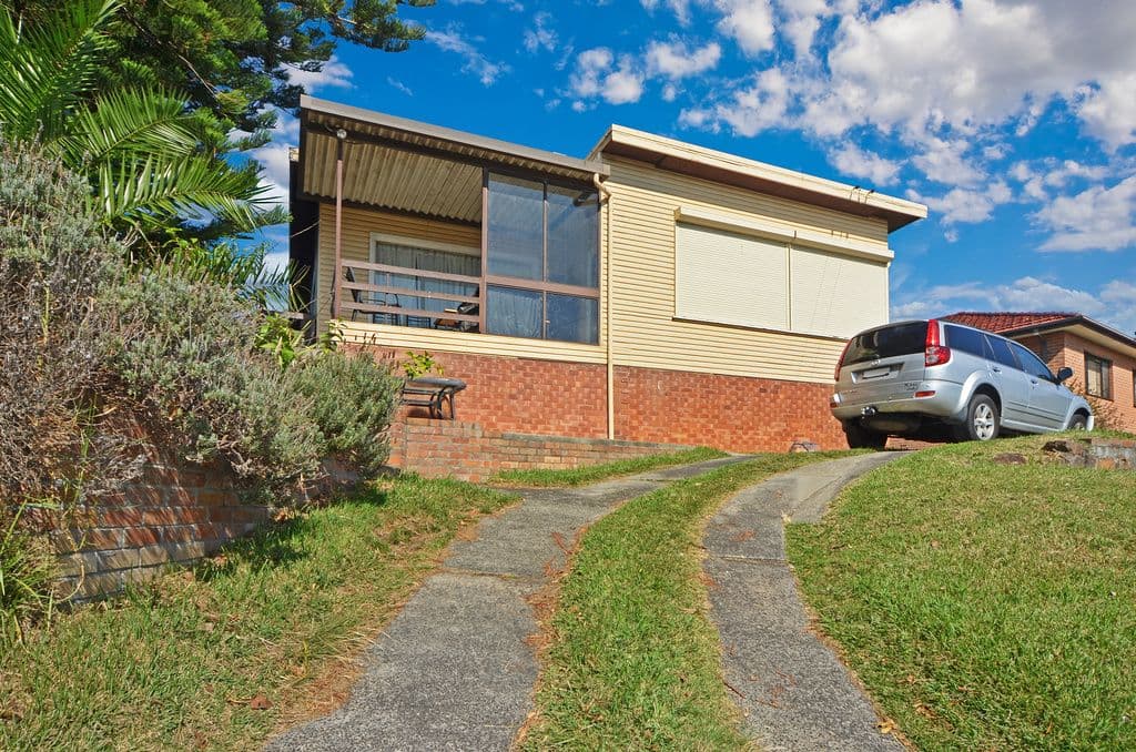 91 Lakeview Parade, Primbee - Image 1