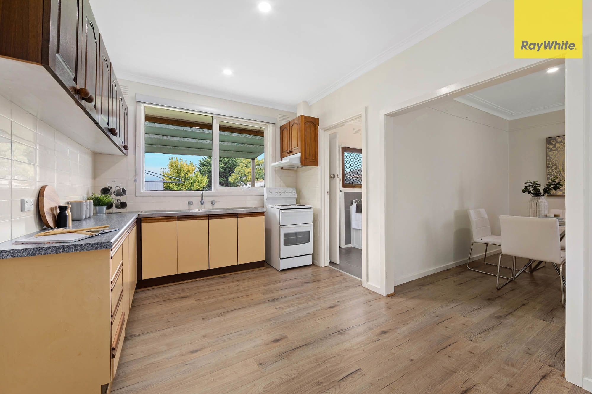 56 Errington Road, St Albans VIC 3021, St Albans - Thumbnail 4