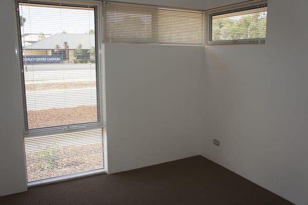 48 Erade Drive, PIARA WATERS WA 6112, Piara Waters - Thumbnail 6