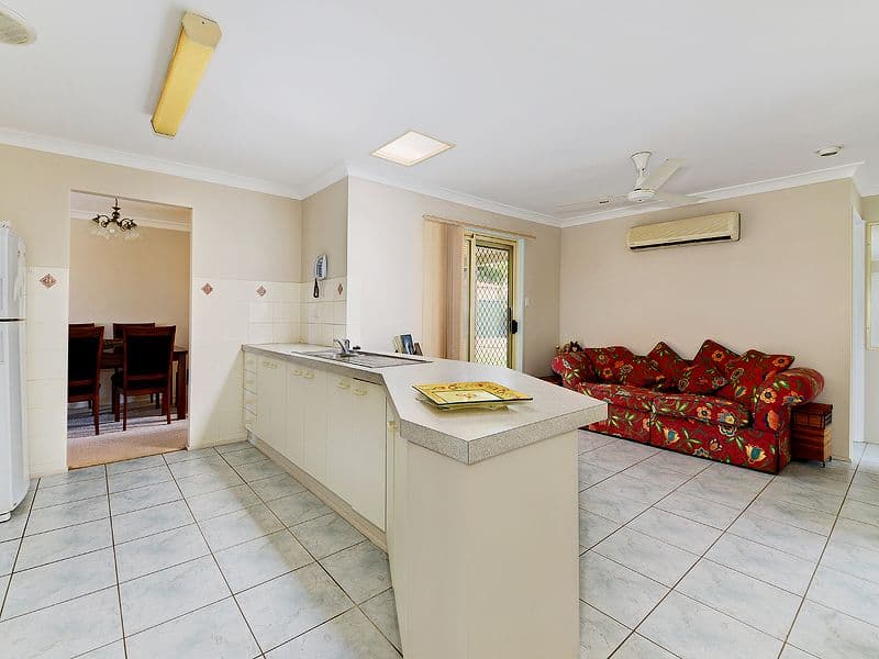 42 Commander Street, DECEPTION BAY QLD 4508, Deception Bay - Thumbnail 4
