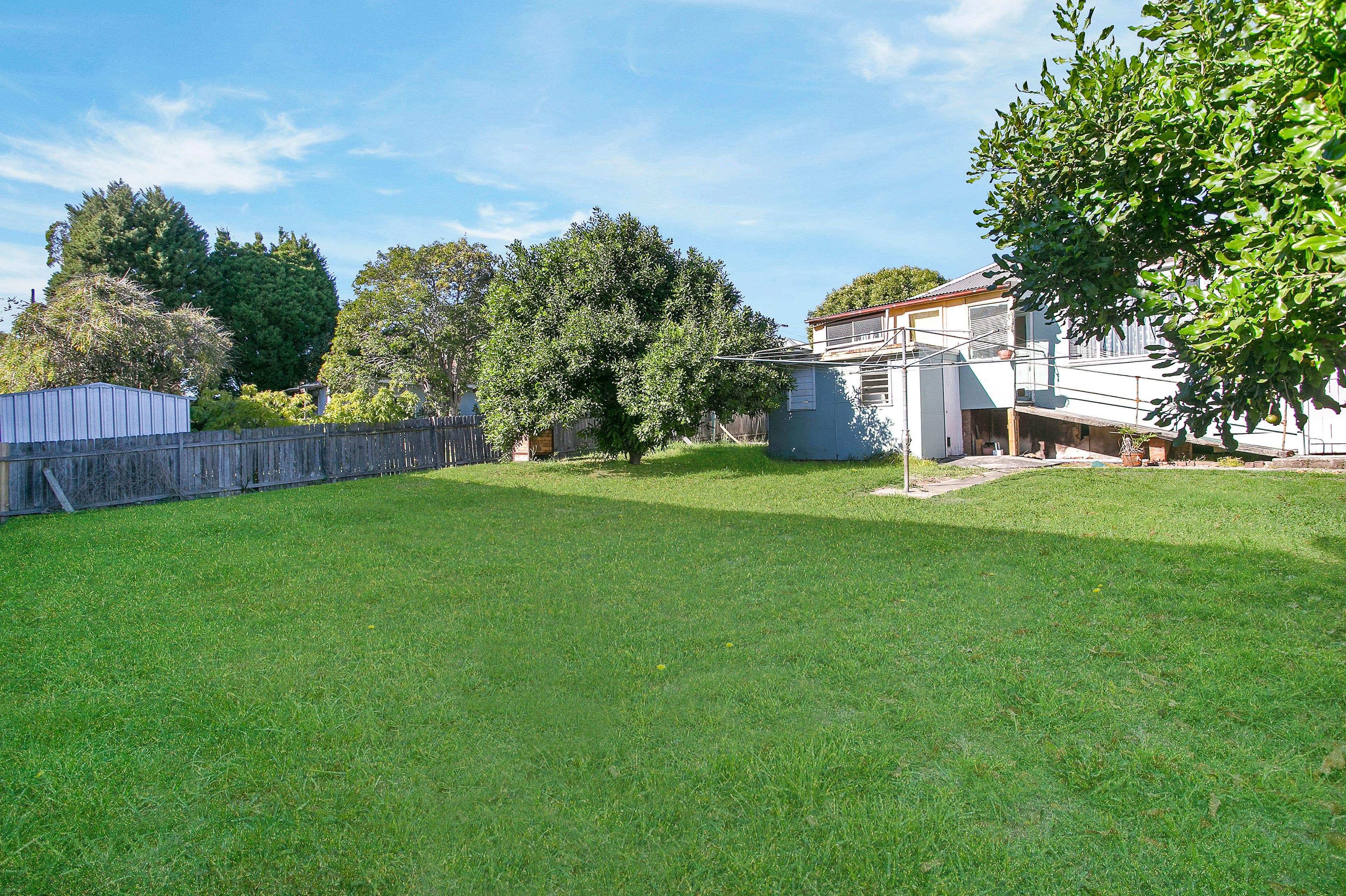 62 Lovell Road, Eastwood - Thumbnail 2