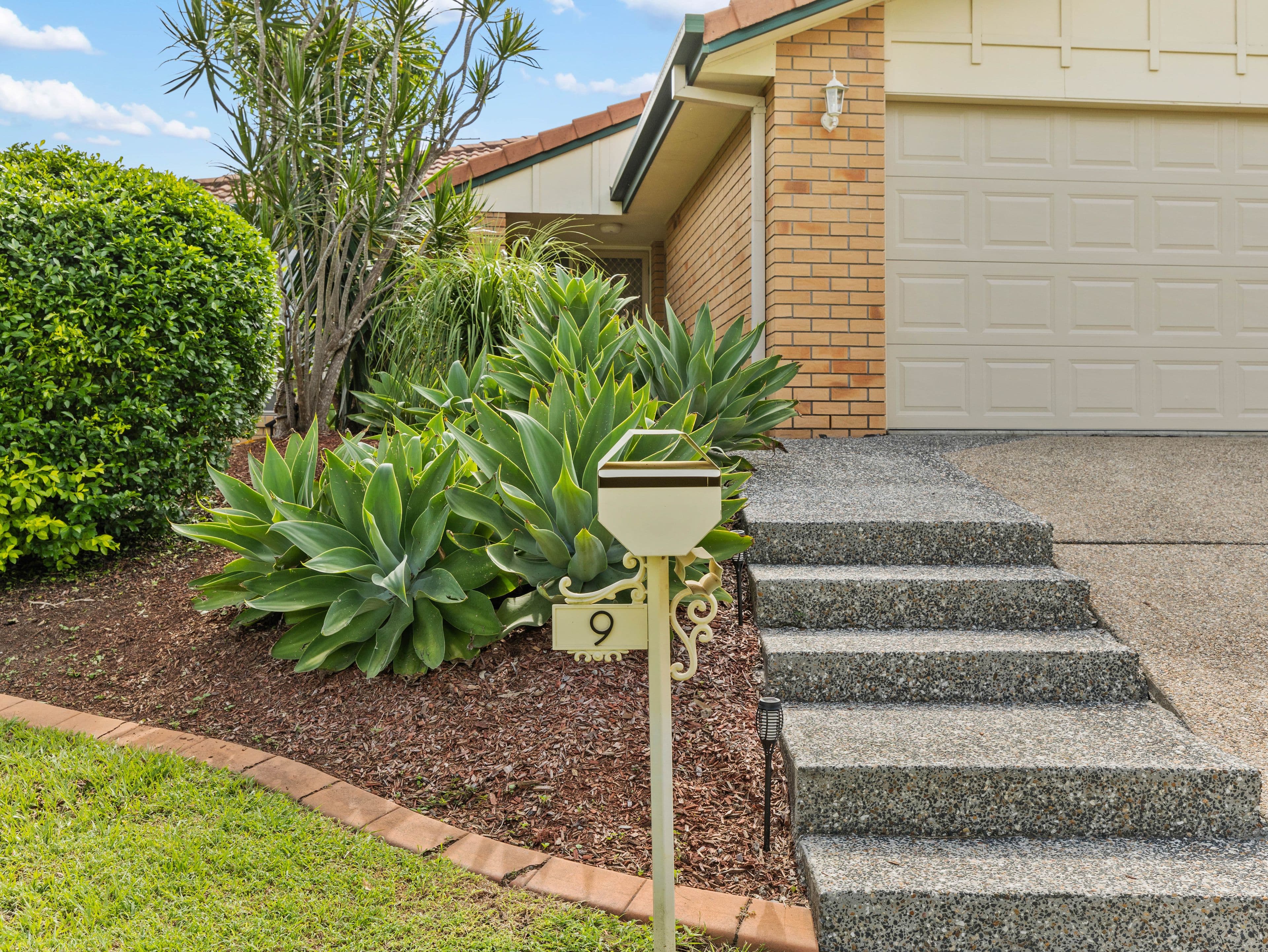 9 Turnberry Close, Oxley QLD 4075, Oxley - Image 1