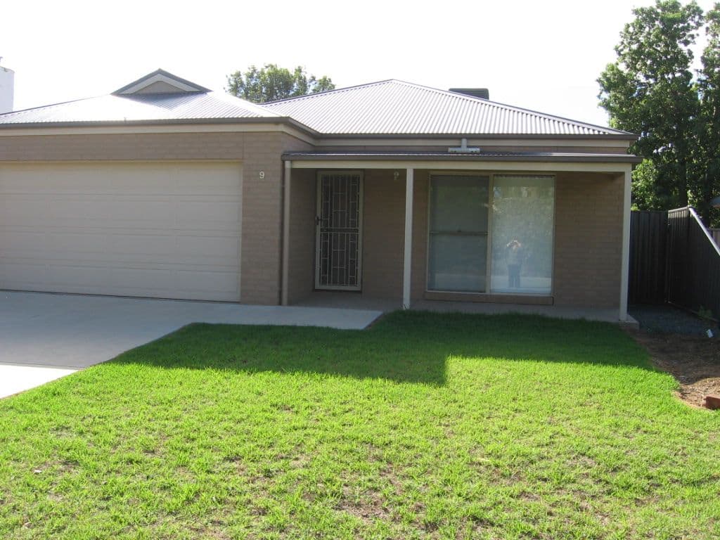9 Morton Street, ROCHESTER VIC 3561, Rochester - Image 1