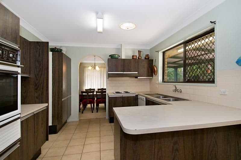 27 Hawbridge Street, CARSELDINE QLD 4034, Carseldine - Thumbnail 2